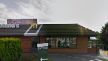 France&nbsp;: agressé lors d’un rendez-vous galant, un homme se refugie tout nu dans un McDonald’s
