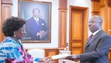 Ali Bongo reçoit les lettres de créances des ambassadeurs de Cuba, d’Angola, de Turquie et de Corée