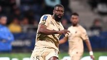 Officiel : Bruno Ecuele Manga prolonge au Paris 13 Atletico jusqu’en 2026