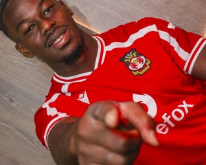 Championship&nbsp;: Jacques Ekomié titulaire dès son arrivée, Wrexham battu par Birmingham
